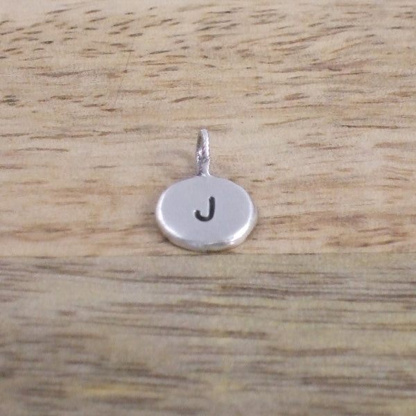 Pequeño Initial/Number Pendant
